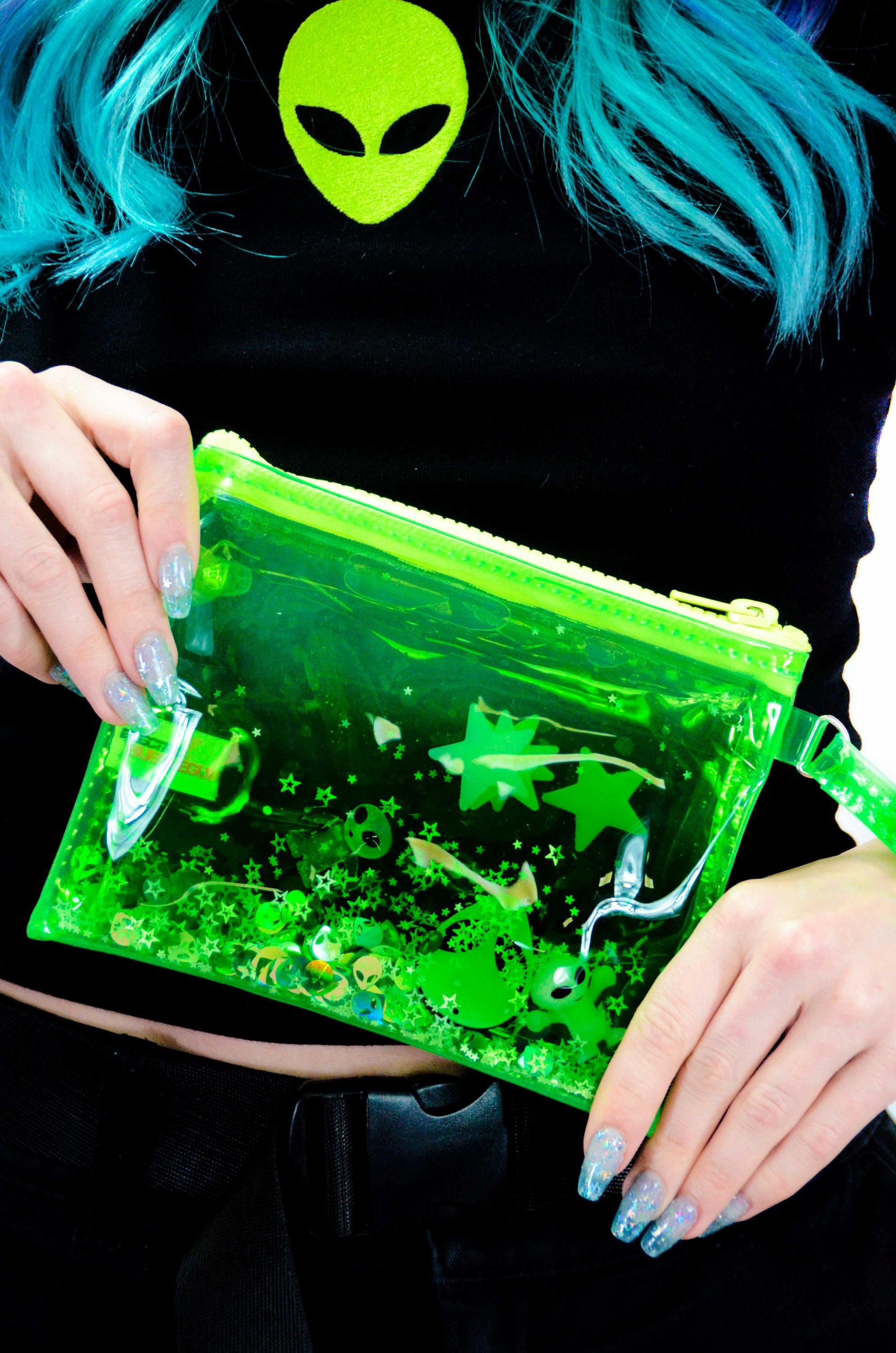 Liquid Glitter Wristlet - Extraterrestrial