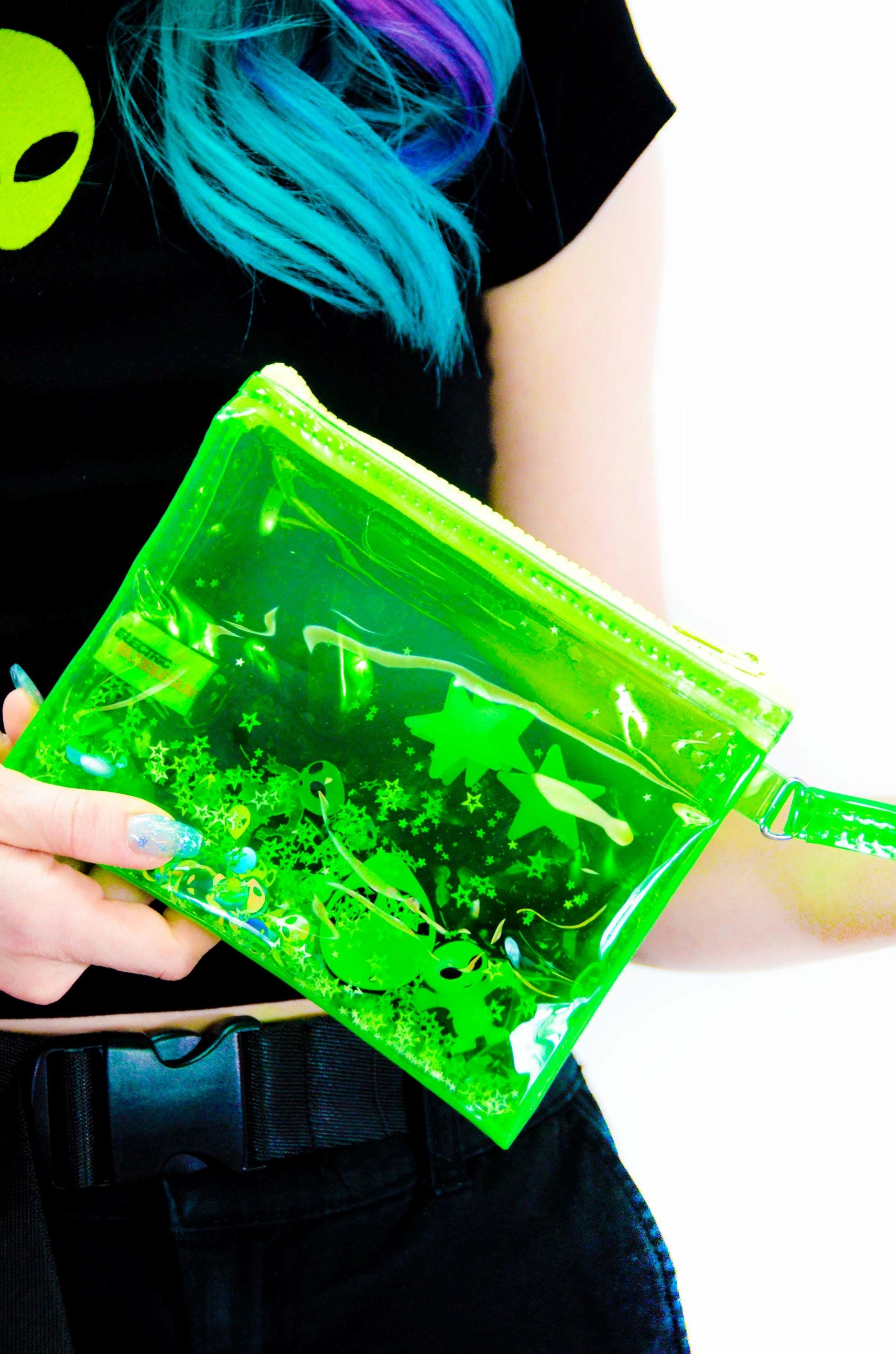 Liquid Glitter Wristlet - Extraterrestrial