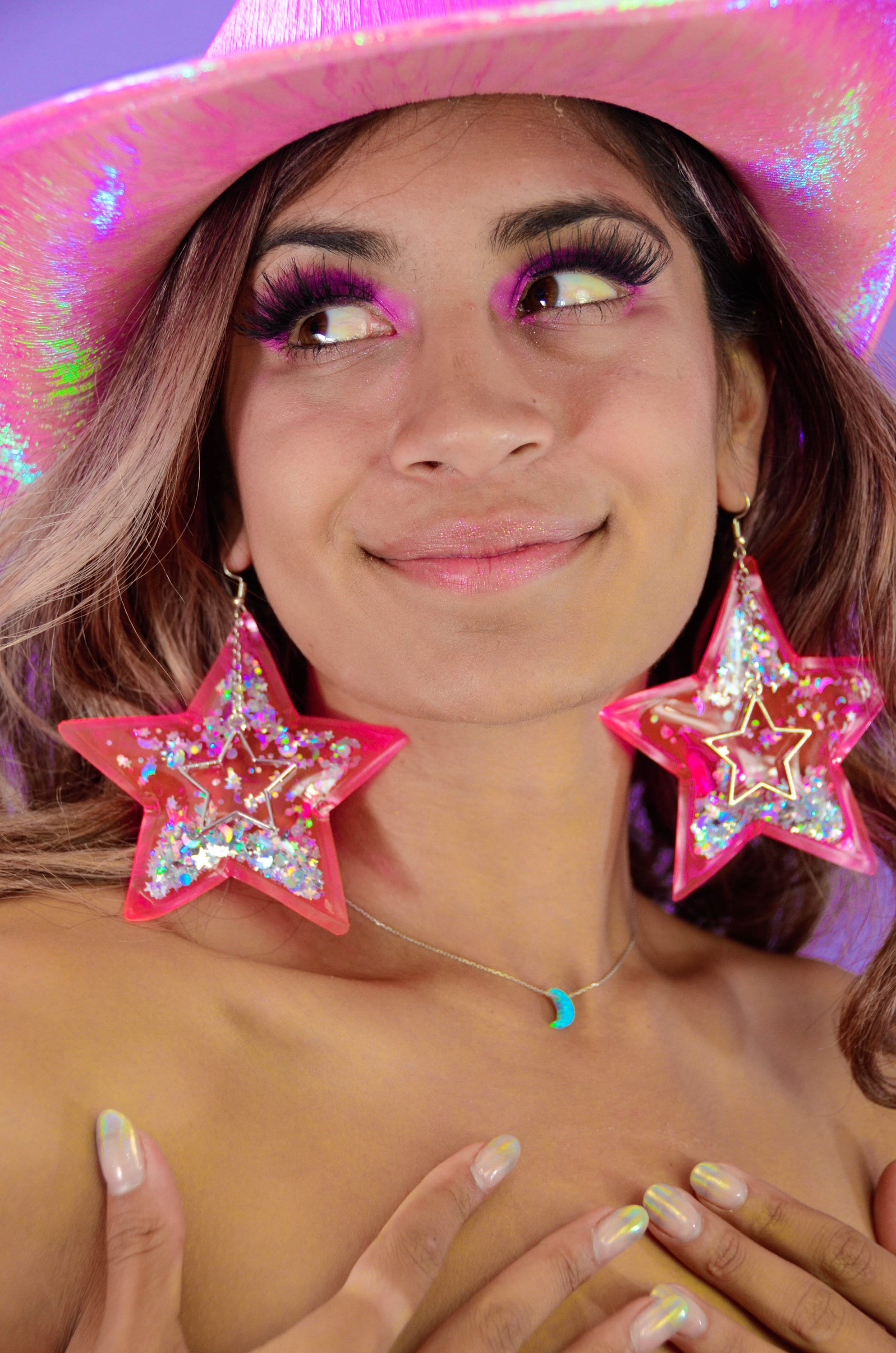 Liquid Glitter Star Earrings - Disco Doll - Electric Bubblegum