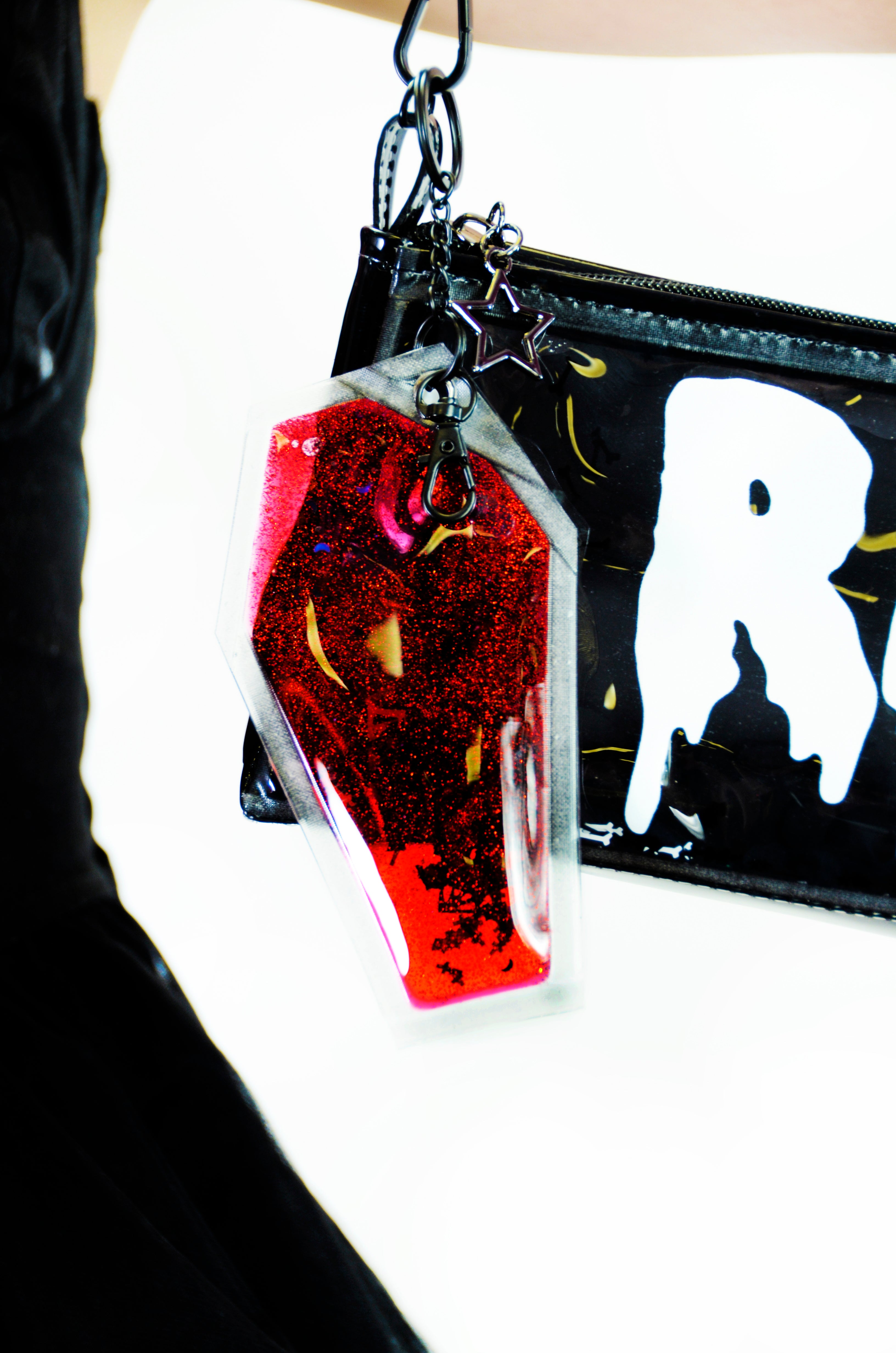 Glitter Goo Coffin Keychain - Bite Me