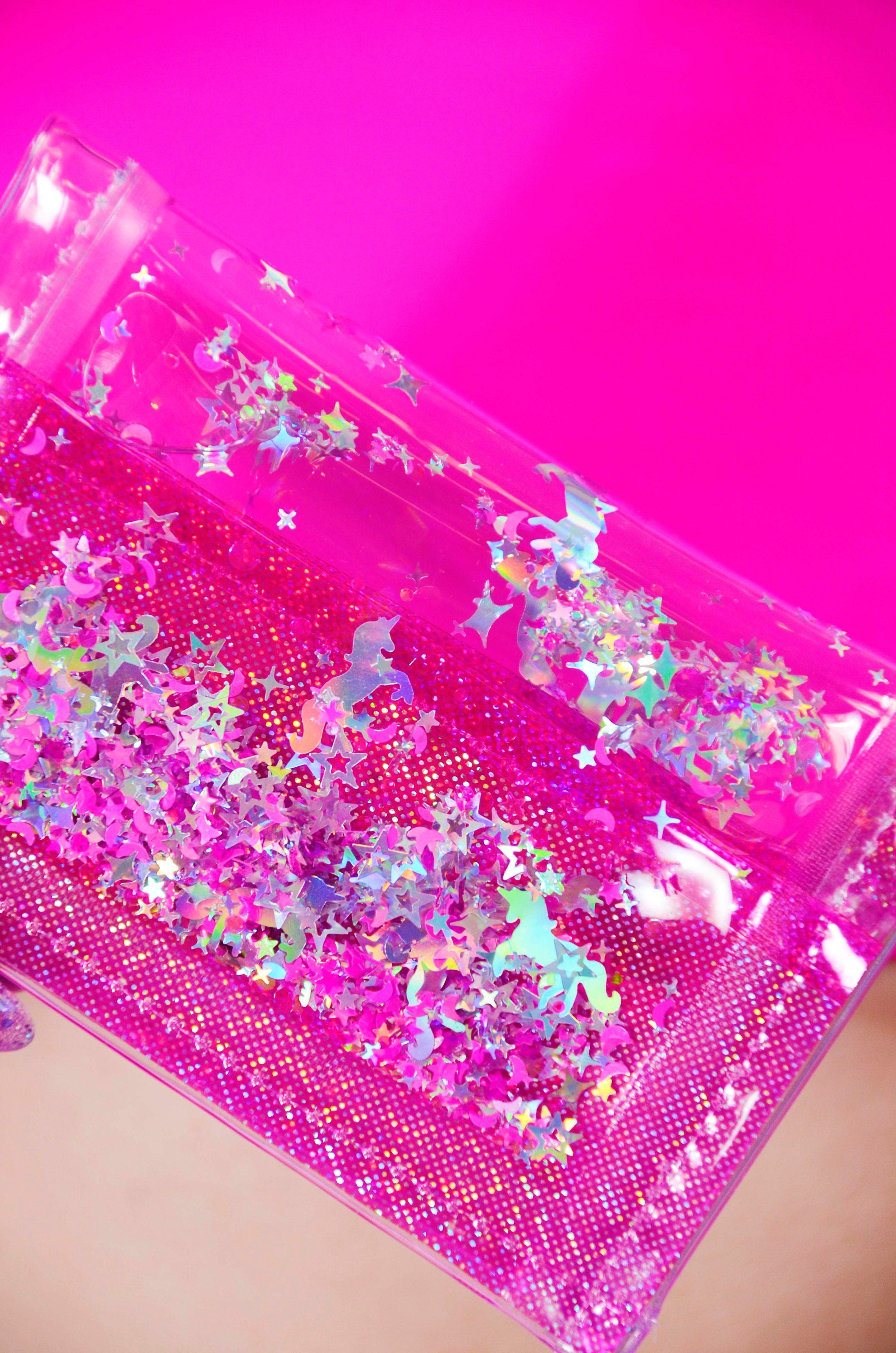 Liquid Glitter Tiny Wallet - Pink Unicorn - Electric Bubblegum